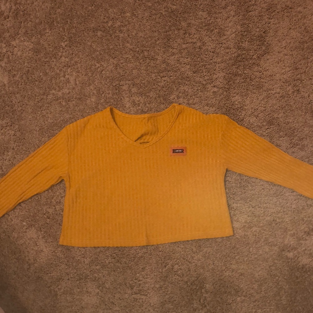 Cute mustard cropped sweater!